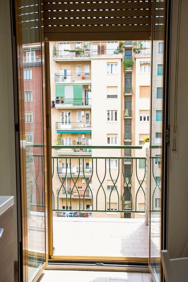 Lorenteggio Studio Apt Milano Exterior foto