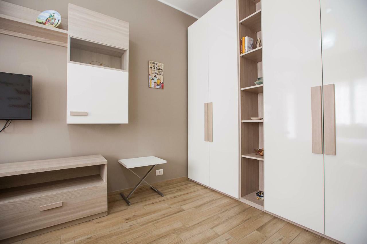 Lorenteggio Studio Apt Milano Exterior foto